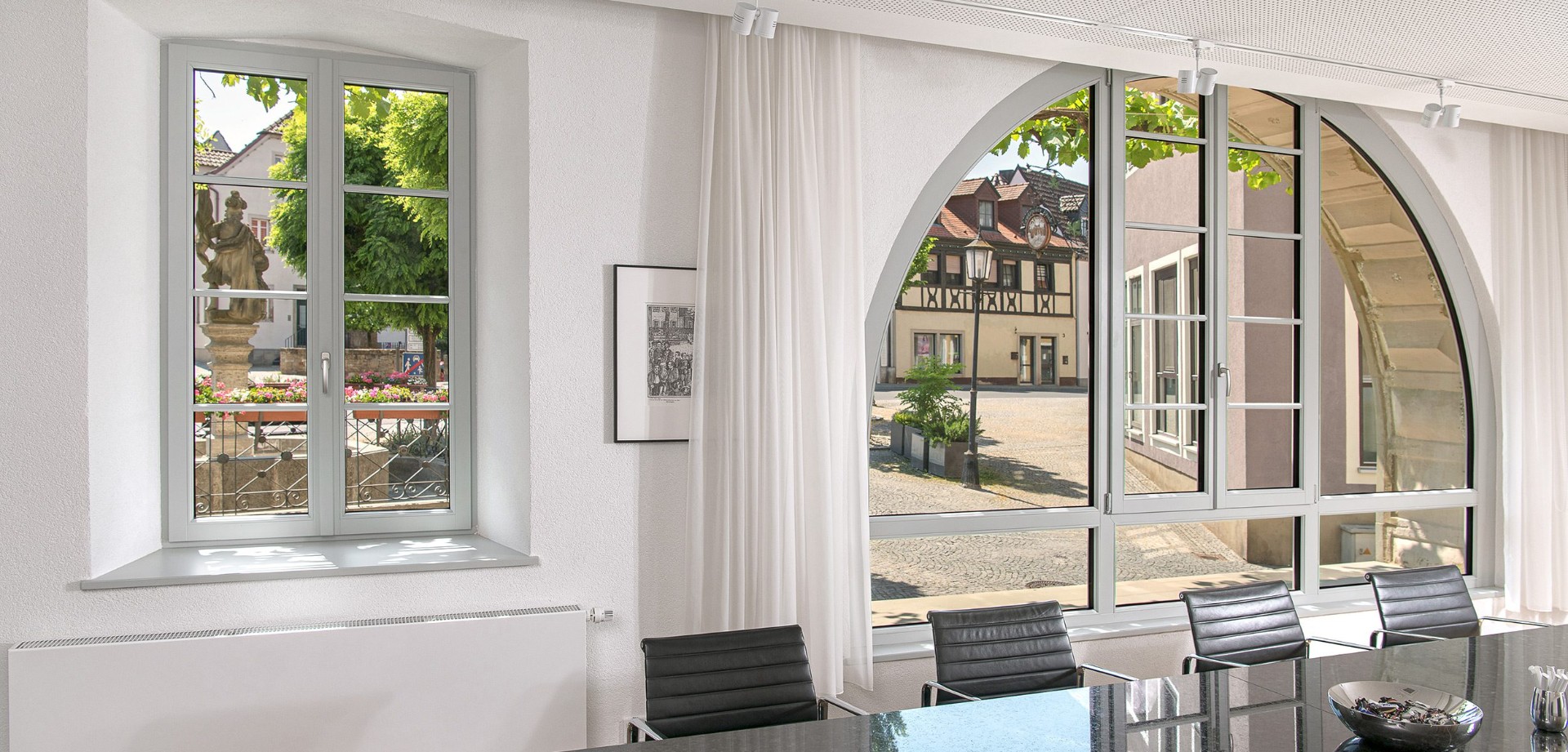 Vista interior de una ventana arqueada Stil